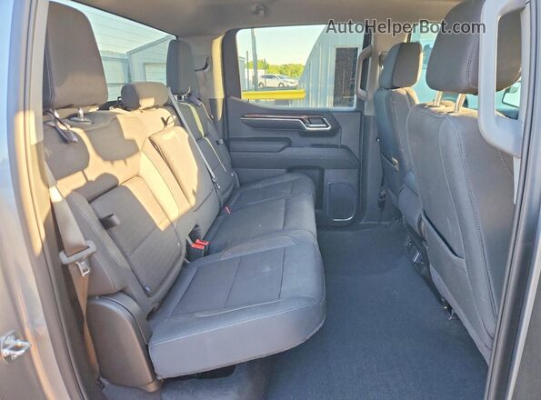 3GTPUCEK5RG400384 2024 GMC SIERRA Gray Widok tylnych siedzeń