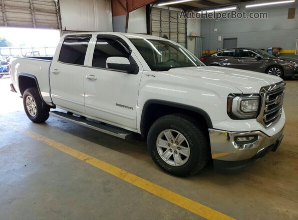 3GTU2MEC7JG100342 2018 GMC SIERRA White Front right