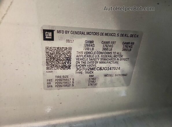 3GTU2MEC8JG147024 2018 GMC SIERRA Silver Widok komory silnika