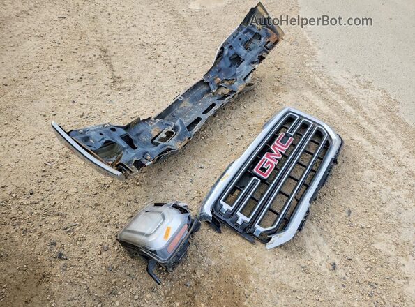 3GTU2MEC8JG185224 2018 GMC SIERRA Blue Engine compartment view