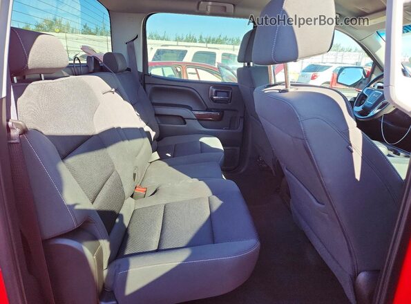 3GTU2MECXHG363628 2017 GMC SIERRA Red Widok tylnych siedzeń