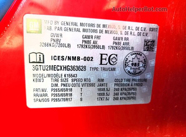 3GTU2MECXHG363628 2017 GMC SIERRA Red Widok komory silnika