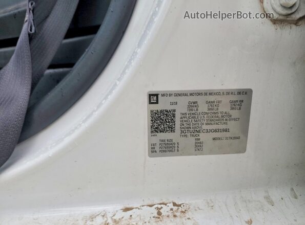 3GTU2NEC3JG631981 2018 GMC SIERRA White Vista del compartimento del motor