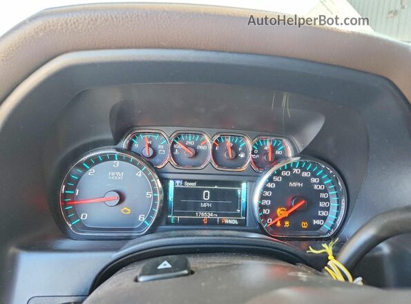 3GTU2NEC5HG217580 2017 GMC SIERRA Белый Вид щитка приборов