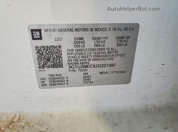 3GTU2NEC5JG227497 2018 GMC SIERRA White Engine compartment view