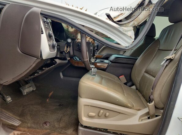 3GTU2NEC7HG182279 2017 GMC SIERRA White Vista interior delantera