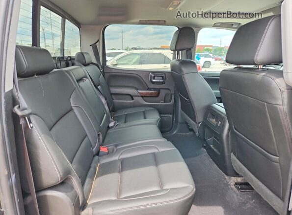 3GTU2NEC7JG575818 2018 GMC SIERRA Black Rear seats view