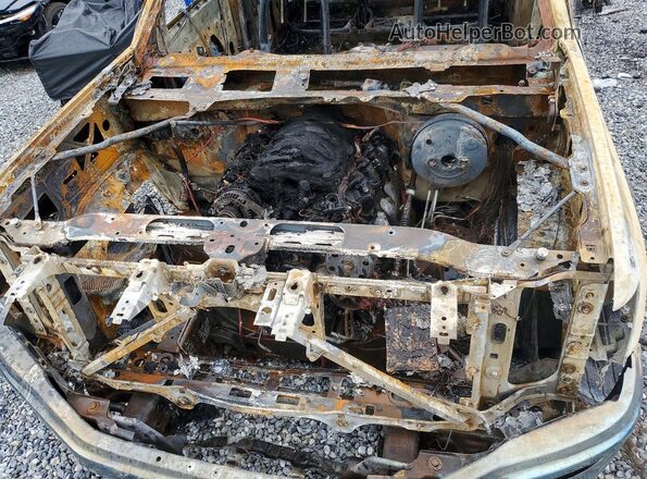 3GTU2NECXGG241517 2016 GMC SIERRA Burn Rear interior view