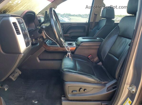 3GTU2NECXHG192059 2017 GMC SIERRA Gray Front interior view