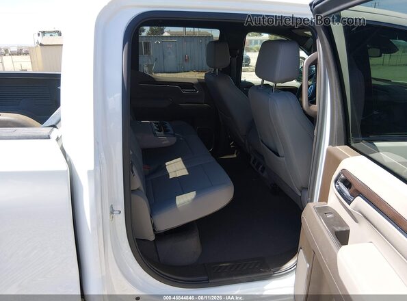 3GTUUDED2TG383187 2026 GMC SIERRA White Vista de la etiqueta del VIN