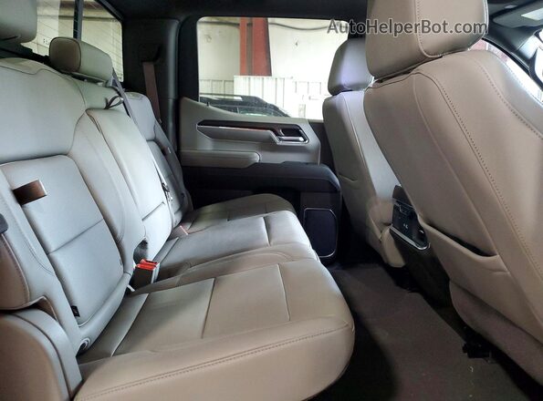 3GTUUDEL9RG192589 2024 GMC SIERRA Red Rear seats view
