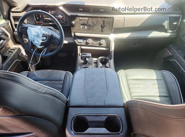 3GTUUFE8XTG127569 2026 GMC SIERRA Черный Вид панели приборов