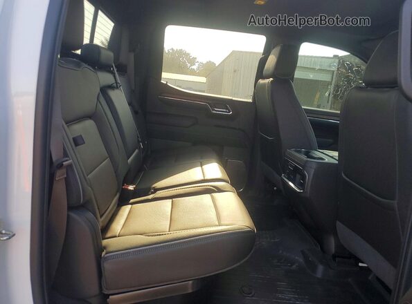 3GTUUGE89RG205449 2024 GMC SIERRA White Widok tylnych siedzeń