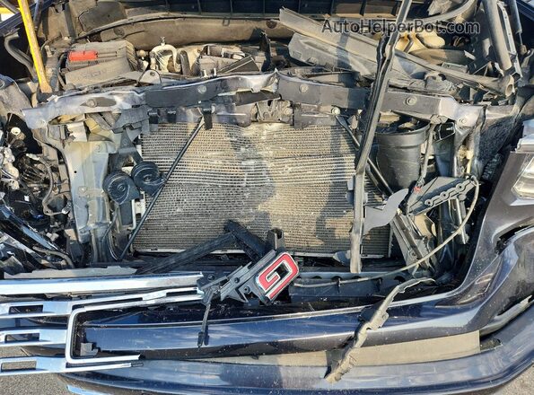 3GTUUGEL0NG635921 2022 GMC SIERRA Gray Rear interior view