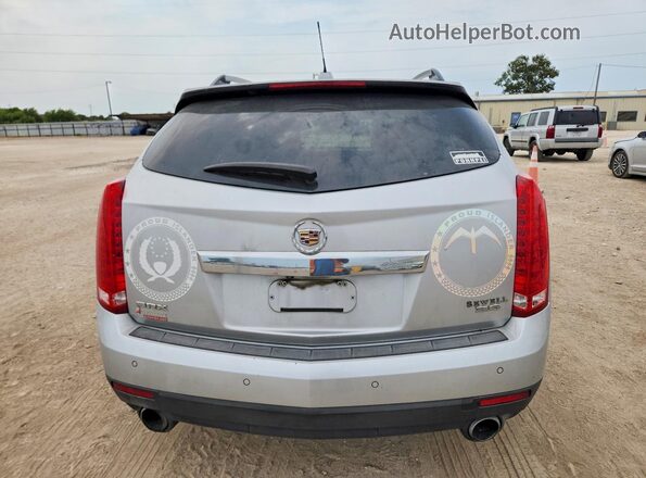 3GYFNBE38GS548433 2016 CADILLAC SRX Серебряный Вид сзади