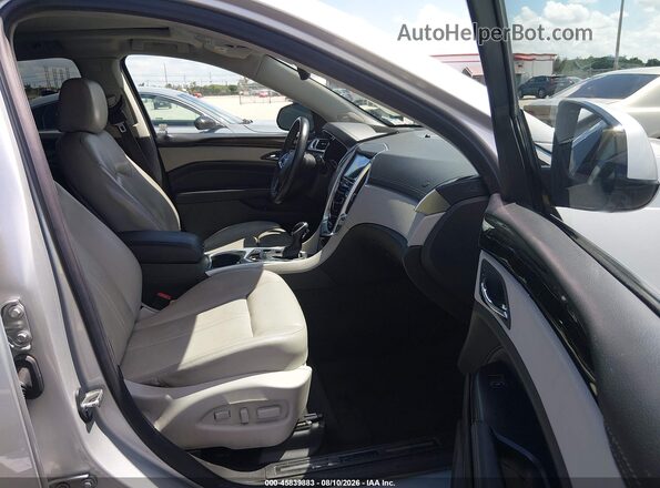 3GYFNBE3XGS543850 2016 CADILLAC SRX Серый Вид салона спереди