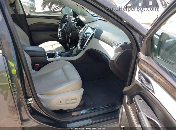 3GYFNCE38GS519326 2016 CADILLAC SRX Pewter Вид салона спереди