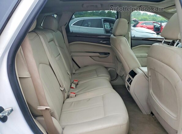 3GYFNCE38GS547031 2016 CADILLAC SRX Белый Вид задней части салона