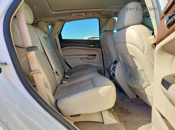 3GYFNDE36GS533084 2016 CADILLAC SRX White Հետևի նստատեղերի տեսք