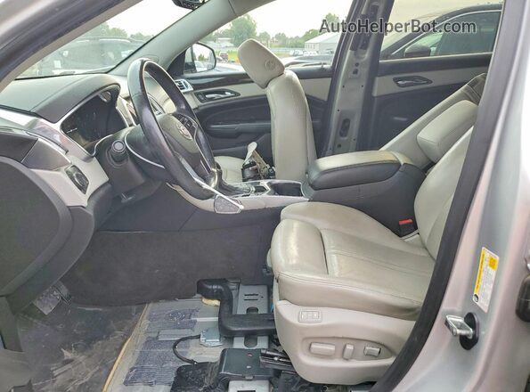 3GYFNEE32GS573569 2016 CADILLAC SRX Silver Սալոնի դիմացի տեսք