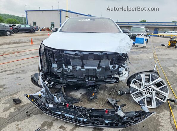 3GYK3DM44TS169997 2026 CADILLAC OPTIQ White Widok z przodu