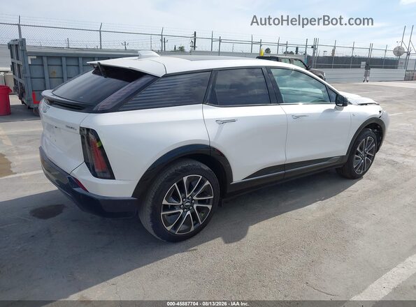 3GYK3GMR2SS207139 2025 CADILLAC OPTIQ White Հետևի աջ