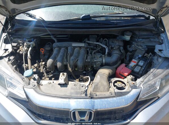 3HGGK5G46JM719705 2018 HONDA FIT Серебряный Вид сзади
