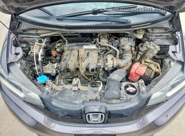 3HGGK5G52HM700555 2017 HONDA FIT Gray Widok wnętrza z tyłu