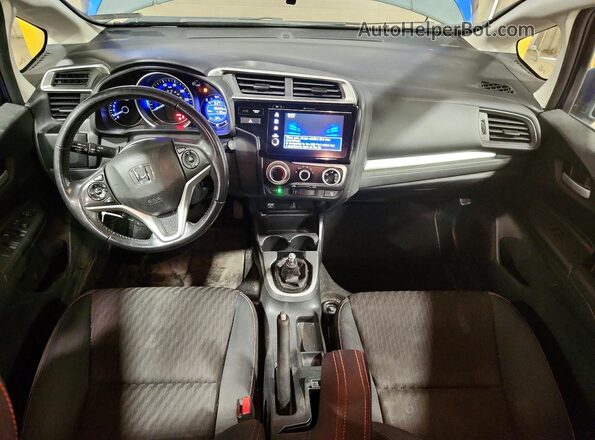 3HGGK5G68JM716984 2018 HONDA FIT Blue Вид панелі приладів