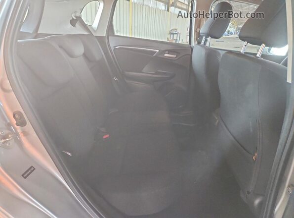 3HGGK5G84JM711928 2018 HONDA FIT Silver Rear seats view