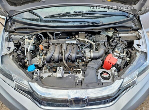 3HGGK5H0XKM706887 2019 HONDA FIT Silver Вид задньої частини салону