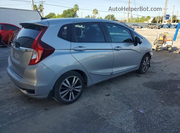 3HGGK5H0XKM722491 2019 HONDA FIT Серебряный Задняя правая четверть