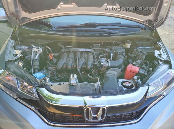 3HGGK5H40KM722325 2019 HONDA FIT Silver Вид задньої частини салону