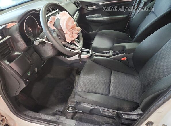3HGGK5H41LM717541 2020 HONDA FIT White Вид салону спереду