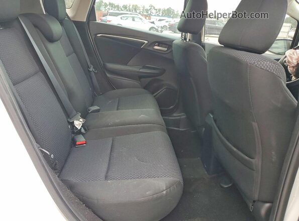 3HGGK5H42KM719331 2019 HONDA FIT White Vista de los asientos traseros