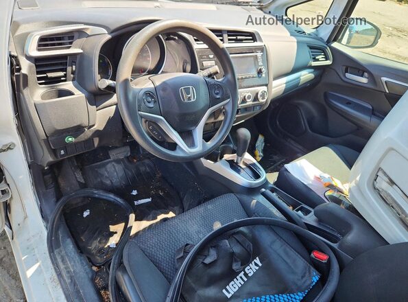 3HGGK5H44KM725471 2019 HONDA FIT Белый Вид панели приборов