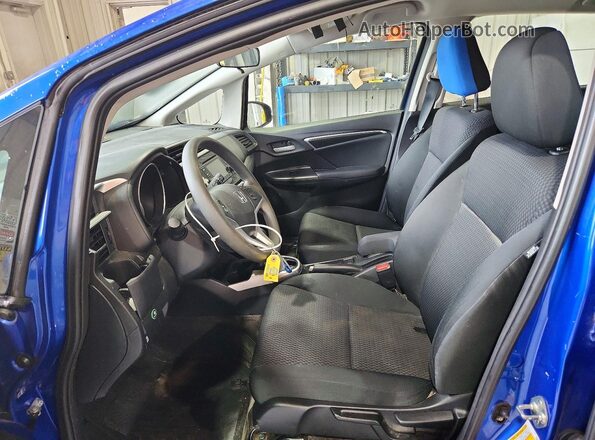 3HGGK5H46LM725599 2020 HONDA FIT Blue Вид салону спереду