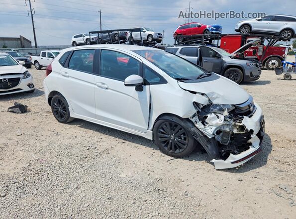 3HGGK5H60KM726411 2019 HONDA FIT White Front right