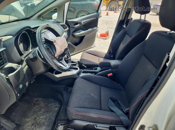 3HGGK5H60KM726411 2019 HONDA FIT White Front interior view