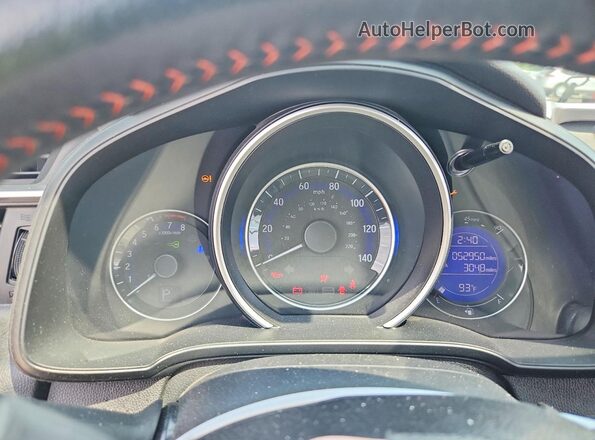 3HGGK5H60KM726411 2019 HONDA FIT White Instrument cluster view