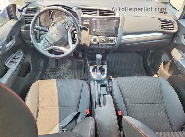 3HGGK5H68JM716692 2018 HONDA FIT Синий Вид панели приборов
