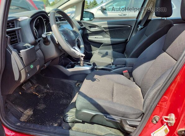 3HGGK5H76HM710084 2017 HONDA FIT Red Вид салону спереду