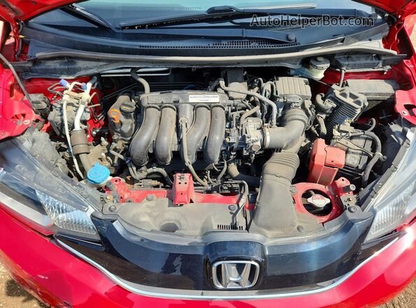 3HGGK5H76HM710084 2017 HONDA FIT Red Вид задньої частини салону