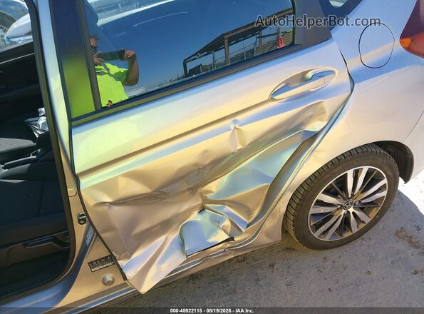 3HGGK5H80KM739614 2019 HONDA FIT Silver წინა ხედი