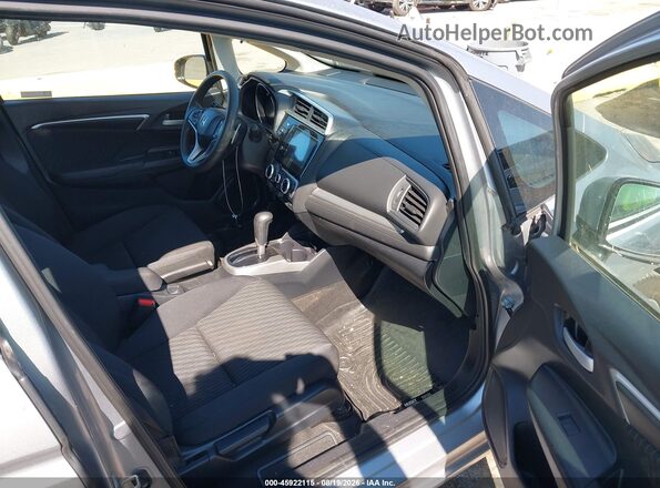 3HGGK5H80KM739614 2019 HONDA FIT Silver წინა სალონის ხედი