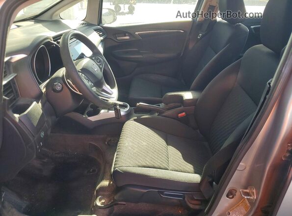 3HGGK5H84KM712450 2019 HONDA FIT Silver წინა სალონის ხედი