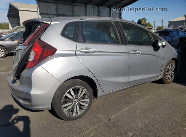 3HGGK5H84KM712450 2019 HONDA FIT Silver უკანა მარჯვენა
