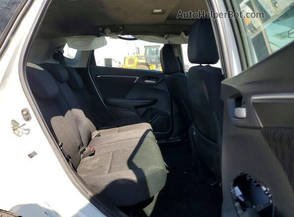 3HGGK5H88KM735312 2019 HONDA FIT White Вид задніх сидінь