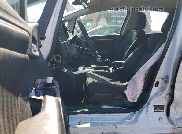 3HGGK5H88KM735312 2019 HONDA FIT White Вид салону спереду