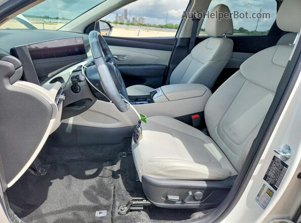 3KMJC3DE6SE011062 2025 HYUNDAI TUCSON Белый Вид салона спереди